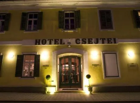 Hotel Csejtei 4*